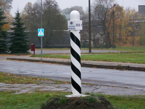 Grenze Estland Lettland (100_0520.JPG) wird geladen. Eindrucksvolle Fotos aus Lettland erwarten Sie.
